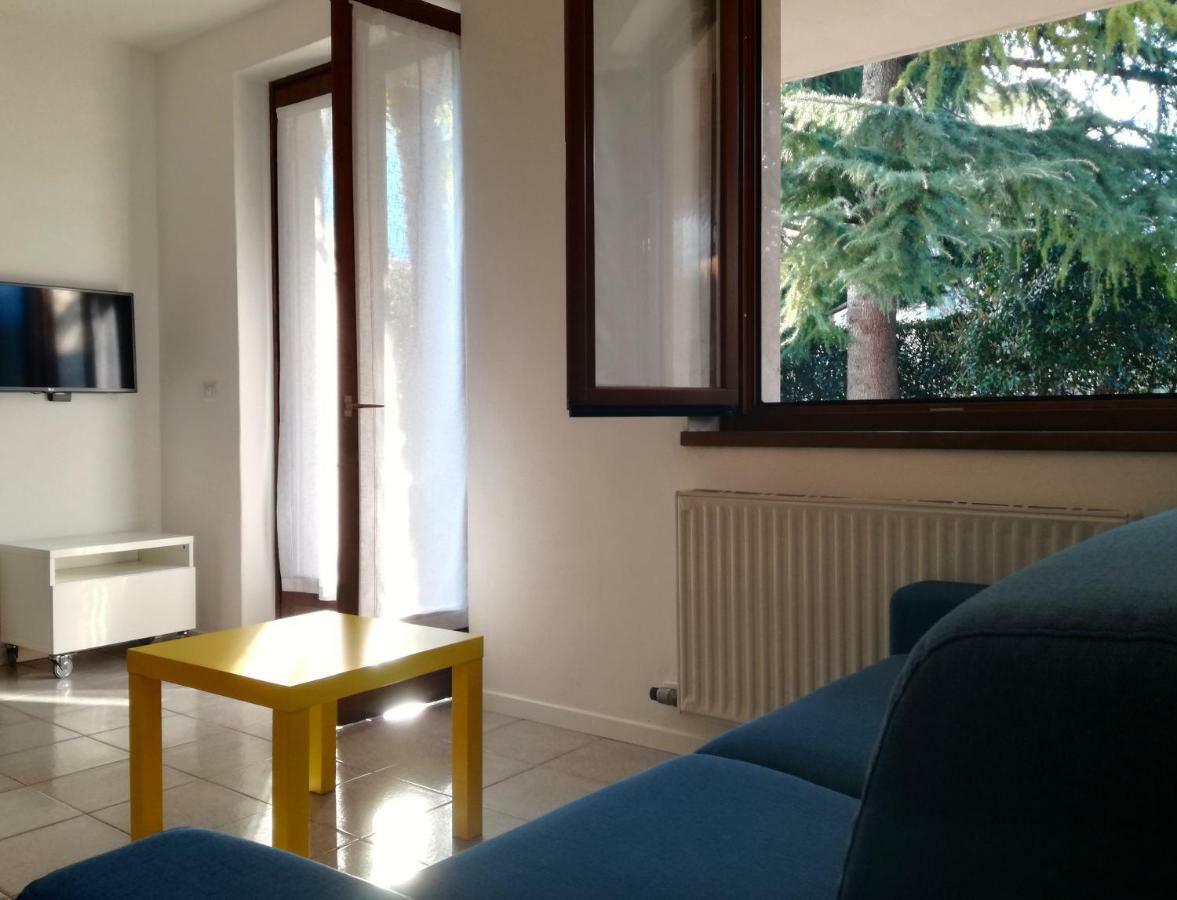 Appartamento Giardino Sugli Ulivi Riva Zewnętrze zdjęcie